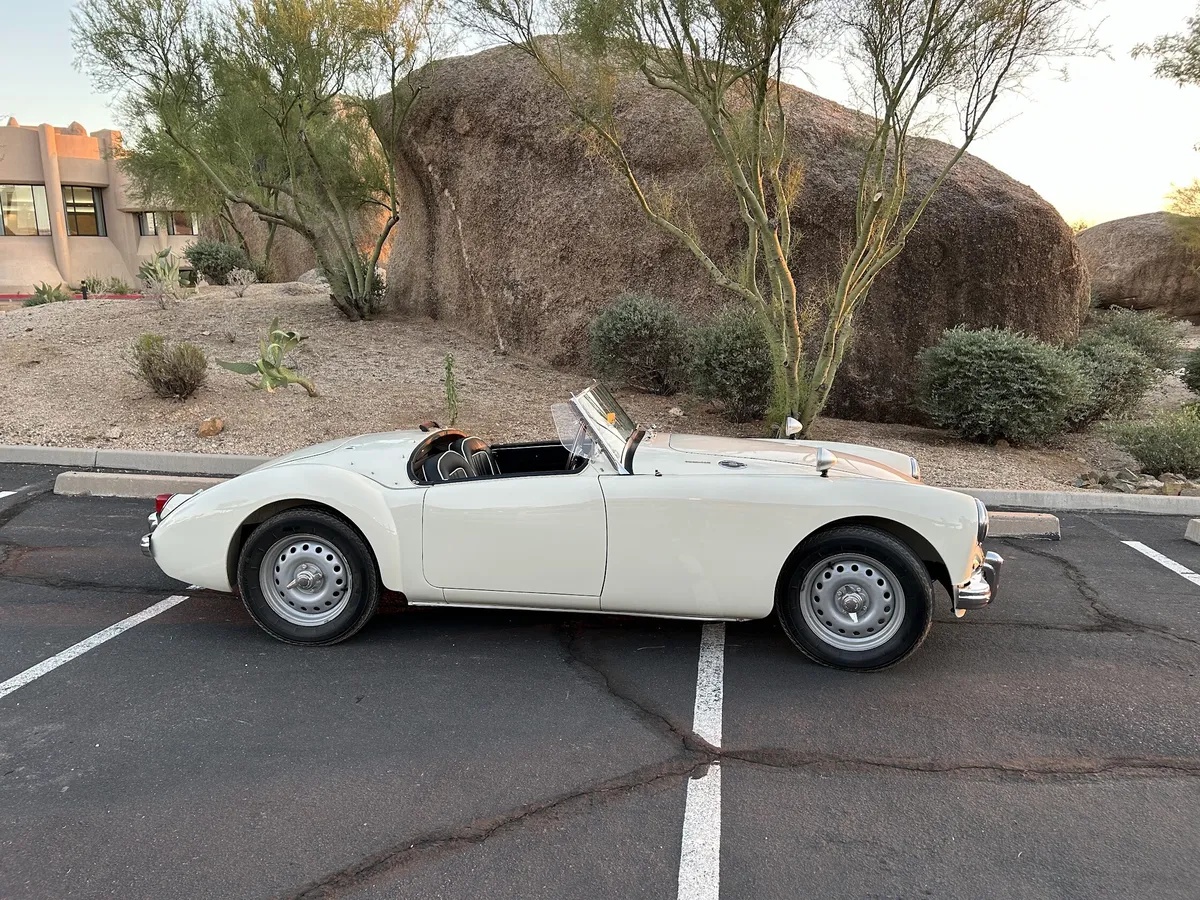 Mg-Twin-cam-mga-1959-6