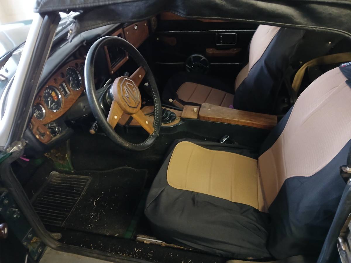 Mg-mgb-1976-green-14