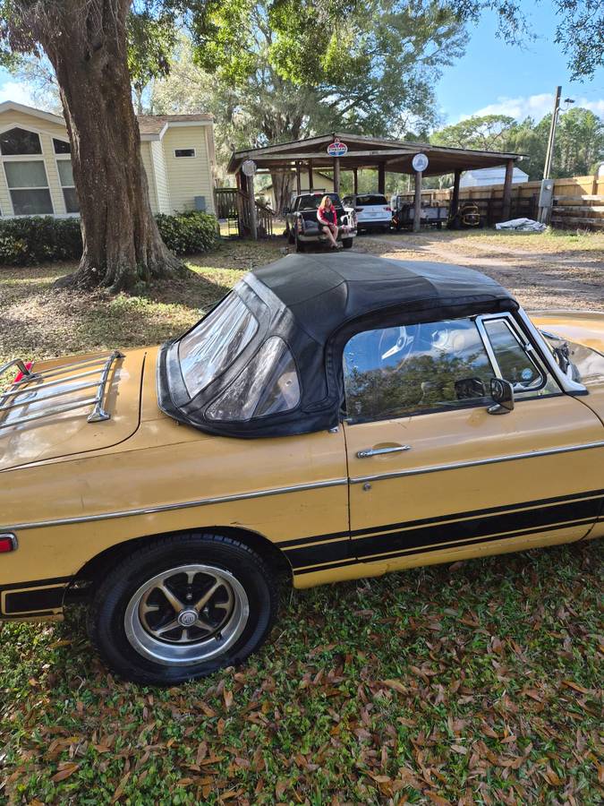 Mg-mgb-1977-orange-2