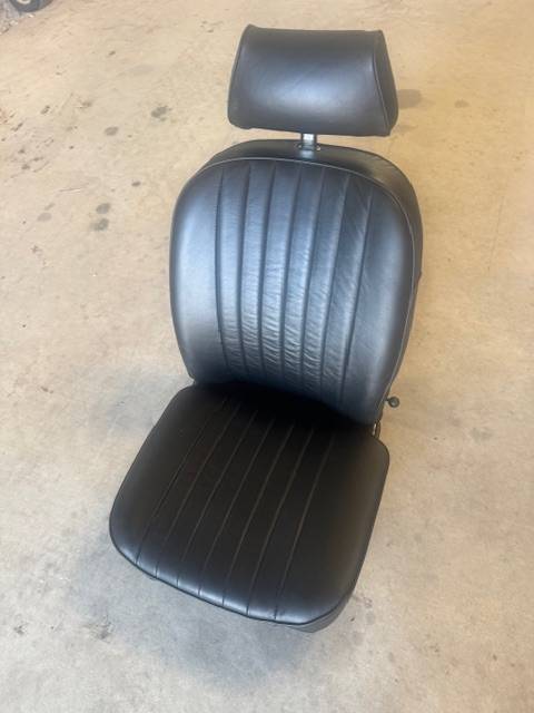 Mg-mgb-1979-orange-11