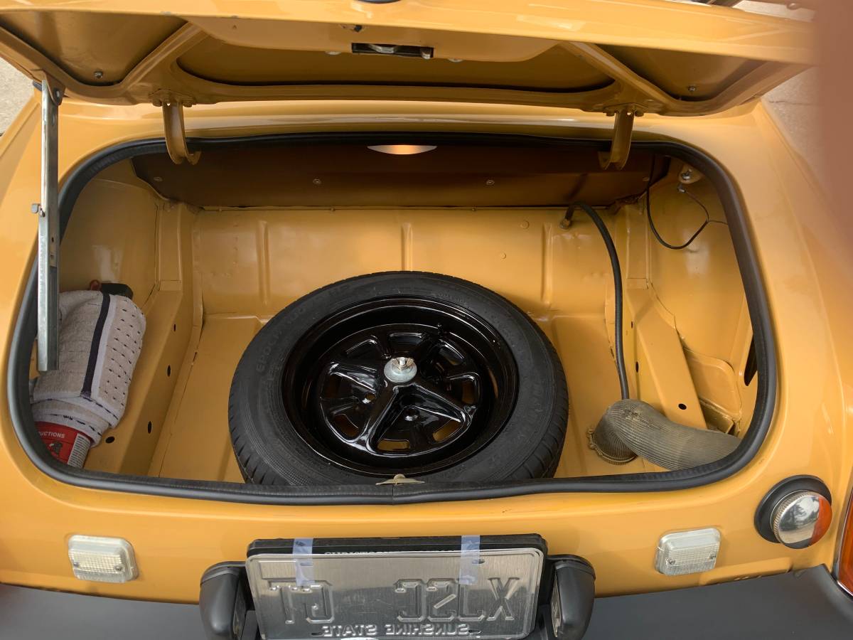 Mg-midget-1976-yellow-15