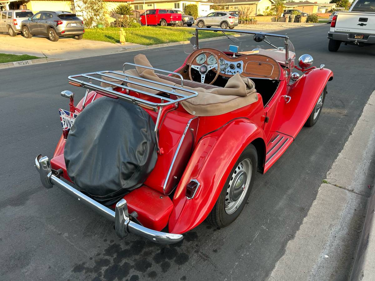 Mg-td-1952-red-2