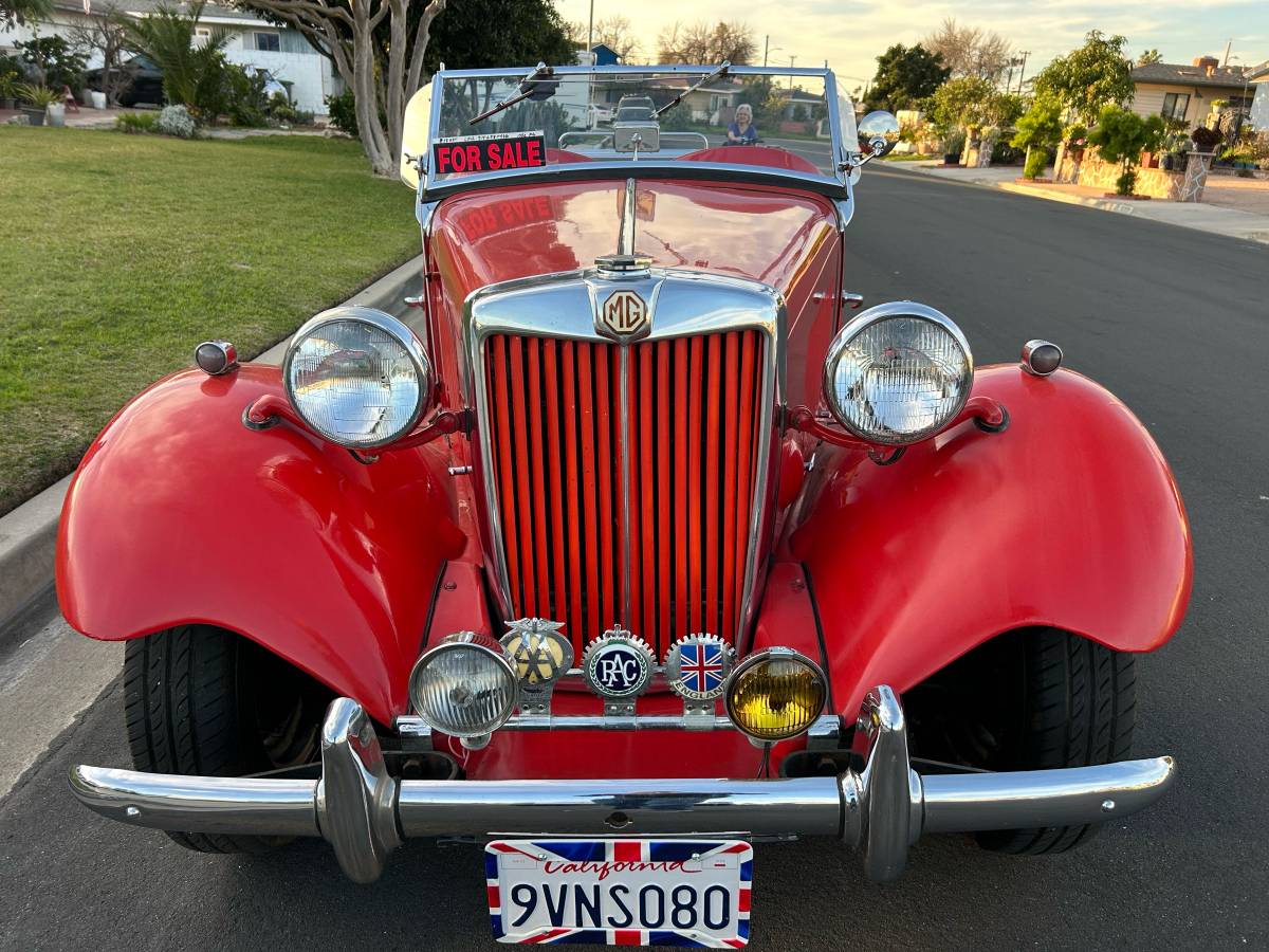 Mg-td-1952-red-7