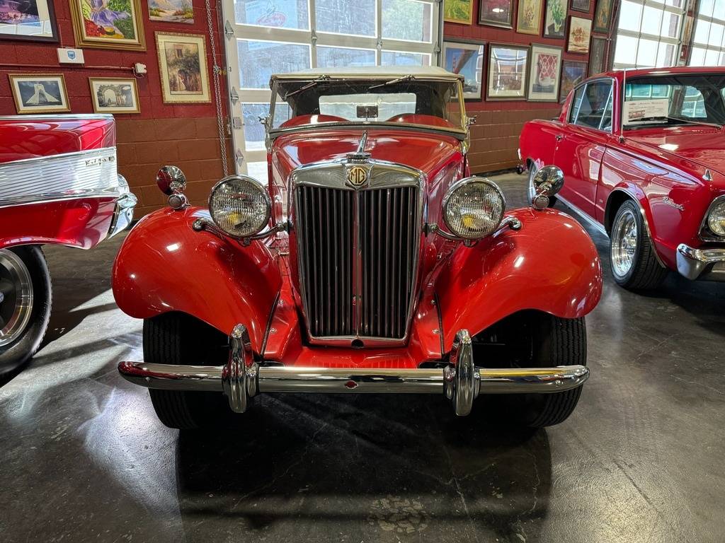 Mg-td-roadster-1952-red-149