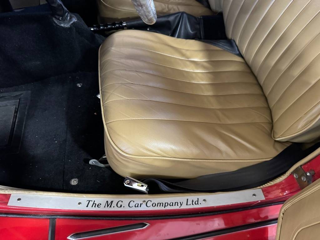 Mg-td-roadster-1952-red-257