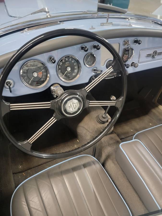 Mga-and-mgb-roadster-1959-red-1