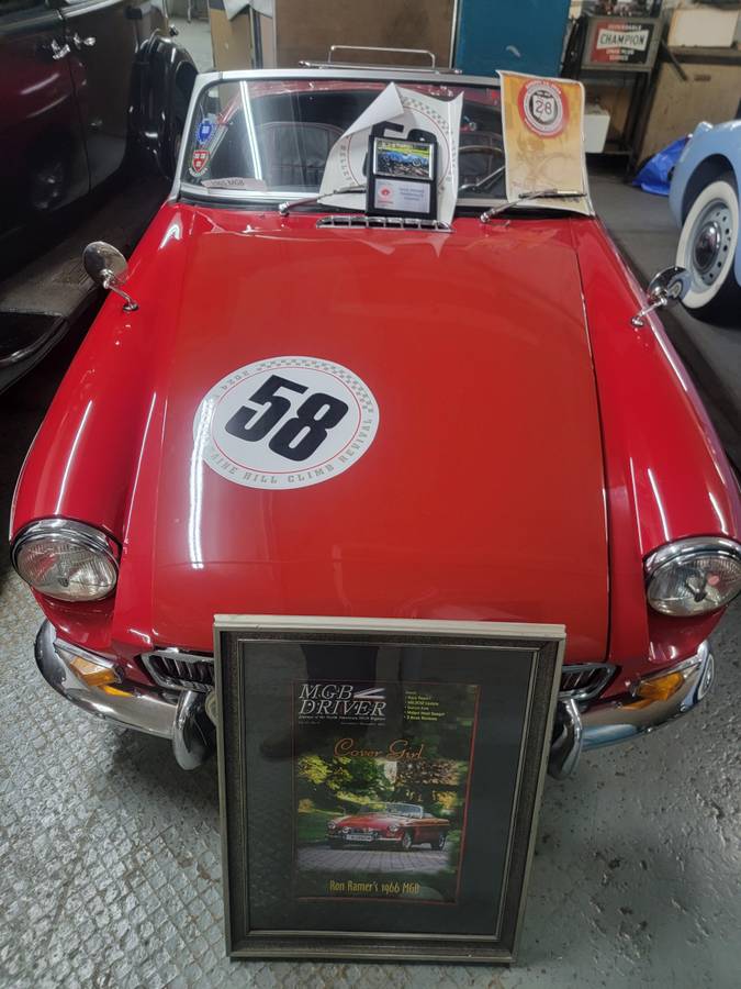 Mga-and-mgb-roadster-1959-red-10
