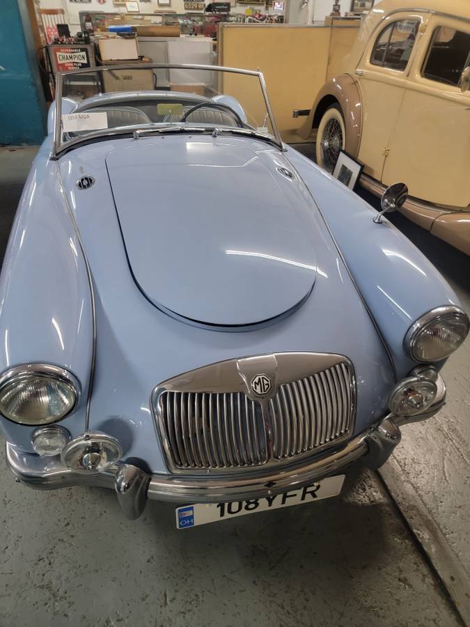 Mga-and-mgb-roadster-1959-red-12