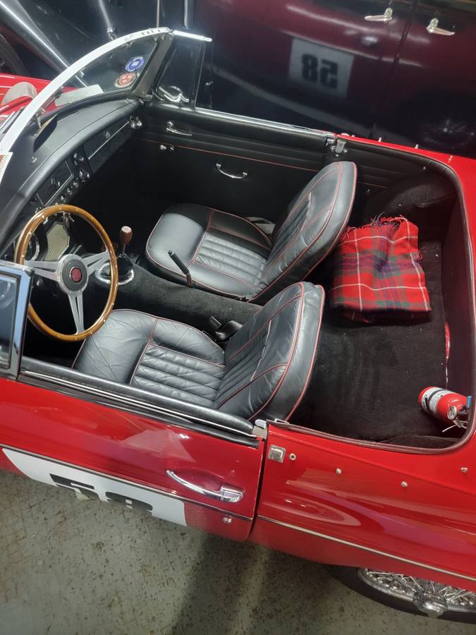 Mga-and-mgb-roadster-1959-red-9