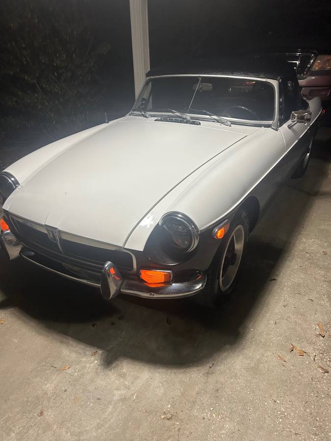 Mgb-convertible-1973-6