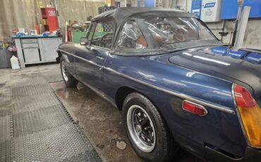 Mgb-convertible-1974-blue-2
