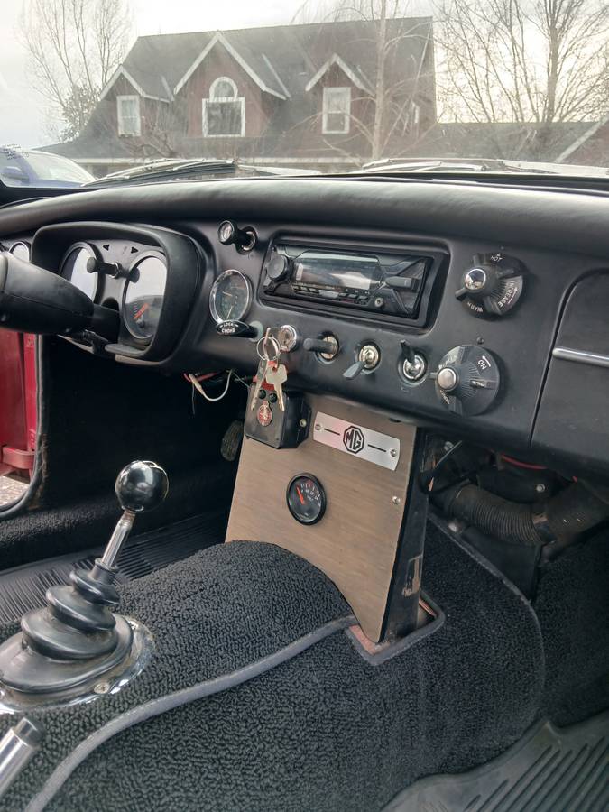 Mgb-gt-1967-37