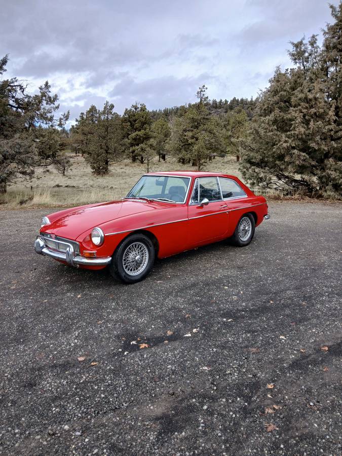 Mgb-gt-1967-red-16