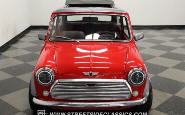 Mini-1275-GT-1974-Sedan-15