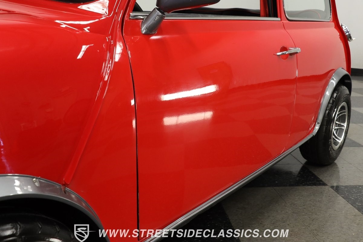 Mini-1275-GT-1974-Sedan-21