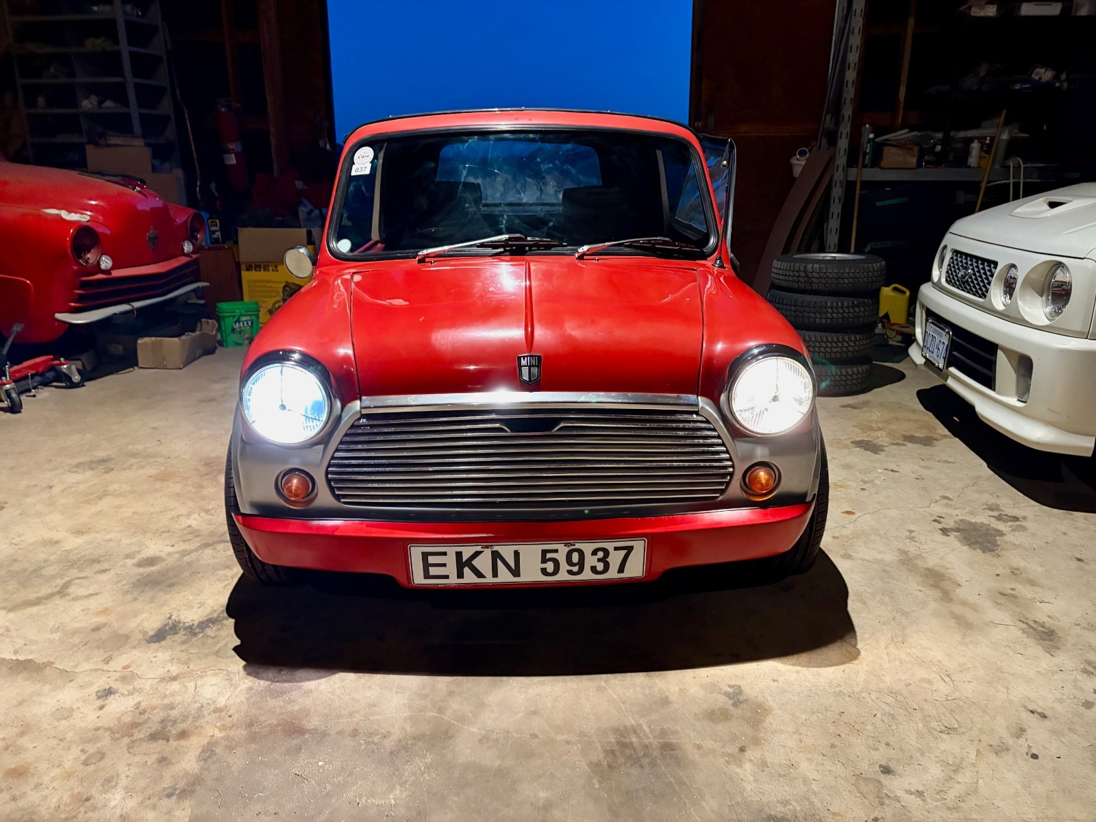Mini-Classic-Mini-1967-Convertible-17