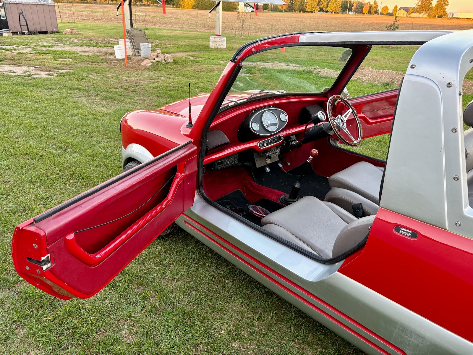 Mini-Classic-Mini-1967-Convertible-4