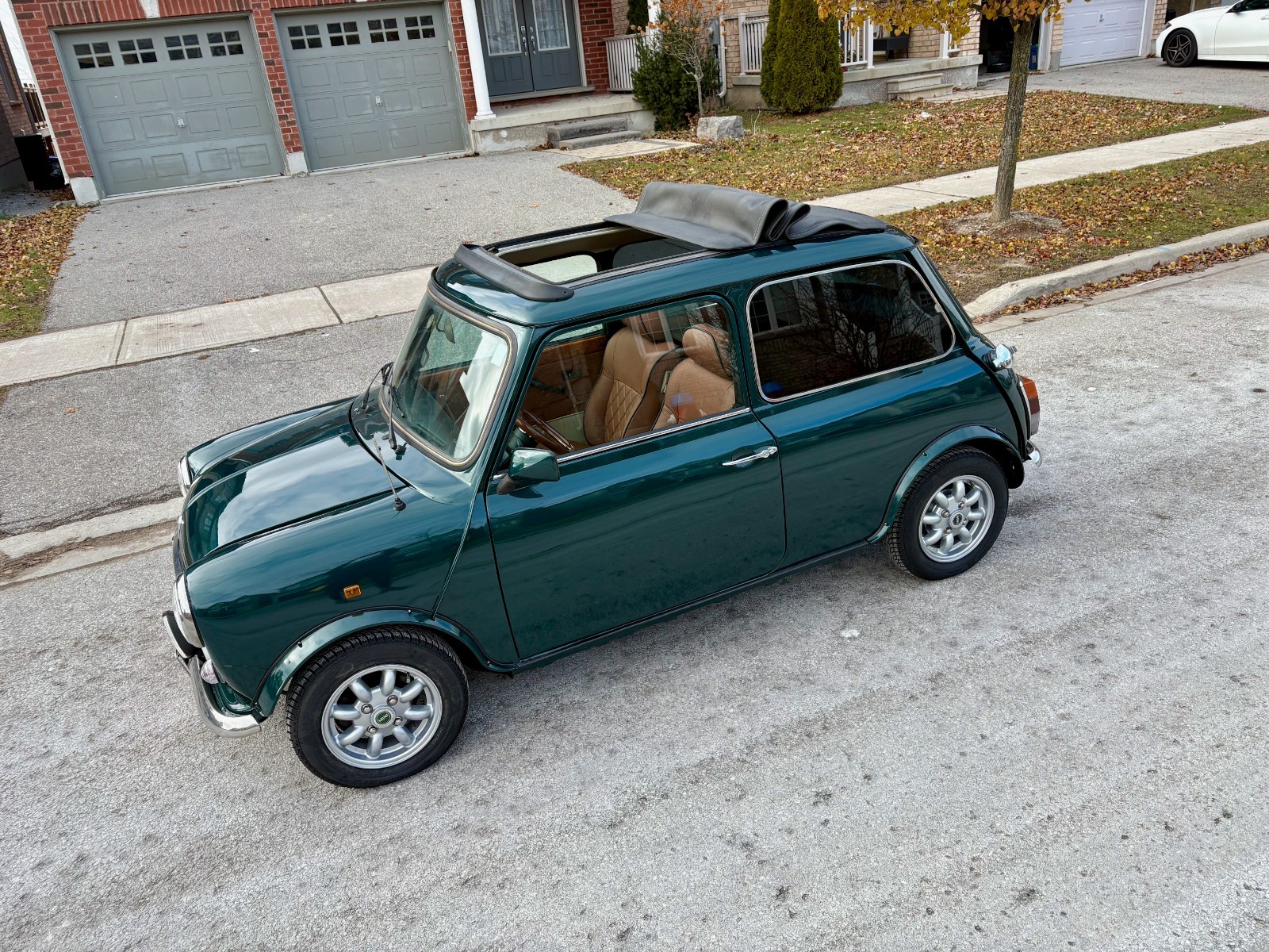 Mini-Classic-Mini-1994-Coupe-16