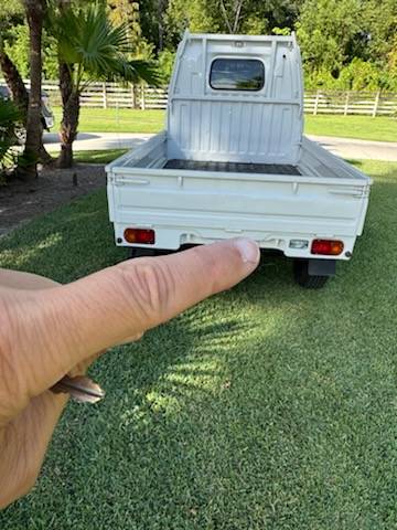 Mitsubishi-1996-white-1