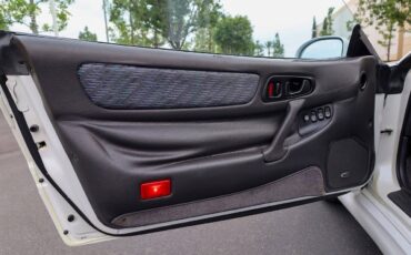 Mitsubishi-3000GT-1995-Coupe-12