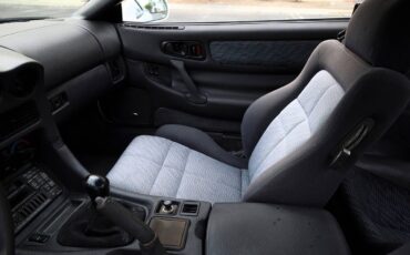 Mitsubishi-3000GT-1995-Coupe-16