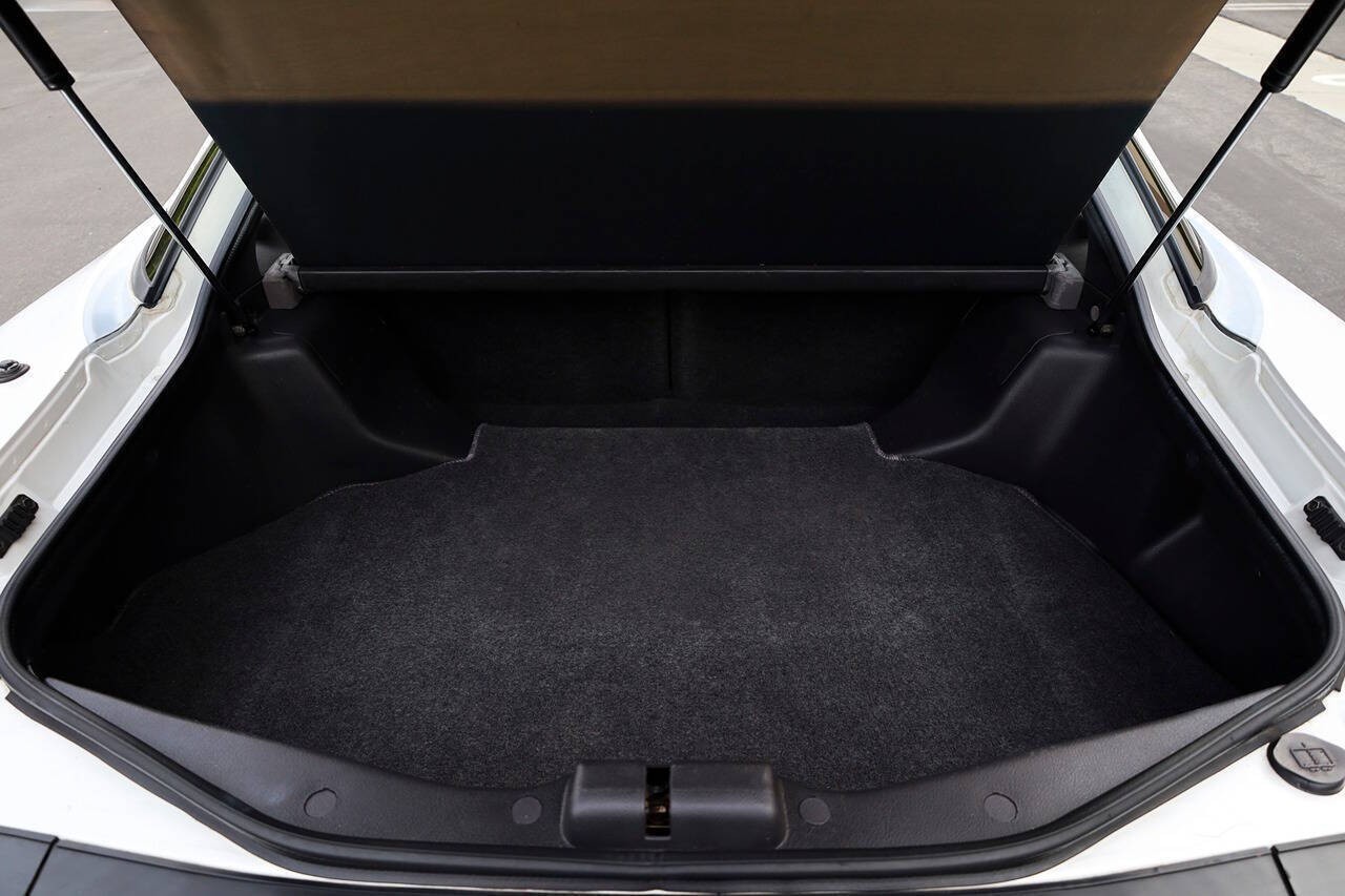 Mitsubishi-3000GT-1995-Coupe-18