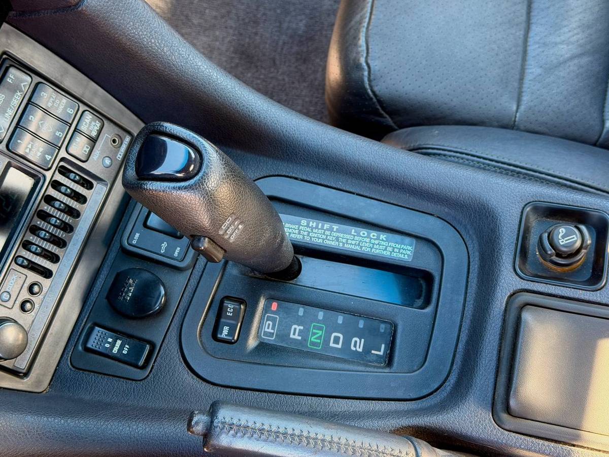 Mitsubishi-3000gt-spyder-sl-1995-red-20