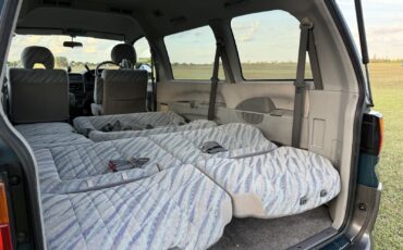 Mitsubishi-Delica-1996-Minivan-21