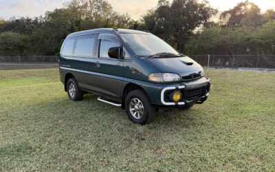 Mitsubishi Delica 1996 Minivan