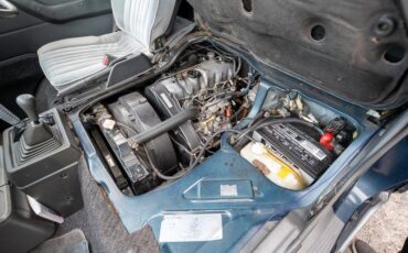 Mitsubishi-Delica-Star-Wagon-1991-Minivan-19