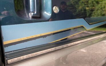 Mitsubishi-Delica-Star-Wagon-1991-Minivan-32