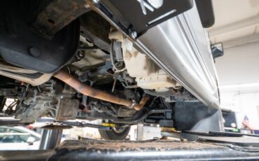 Mitsubishi-Delica-Star-Wagon-1991-Minivan-36