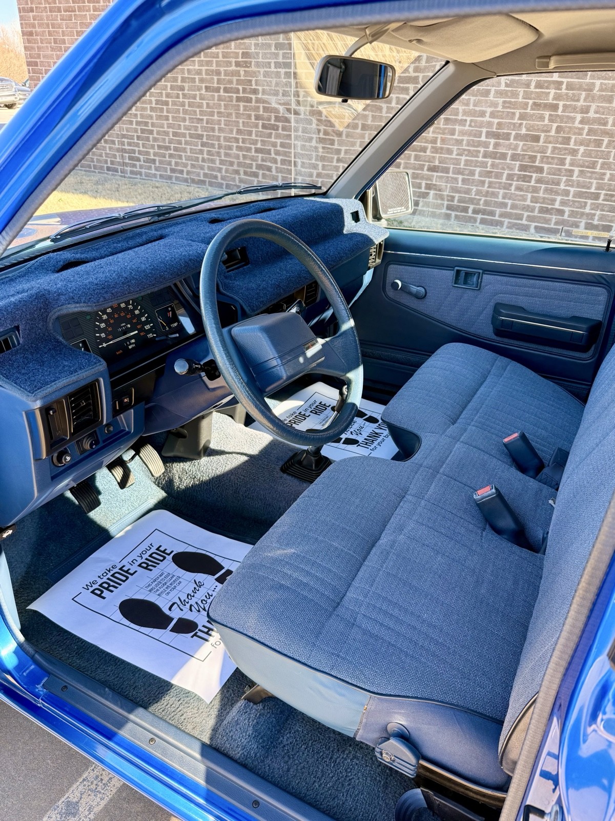 Mitsubishi-Mighty-Max-1991-21