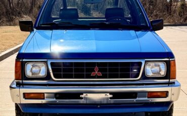 Mitsubishi-Mighty-Max-1991-3