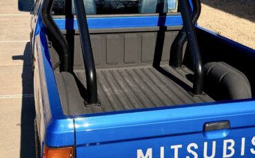 Mitsubishi-Mighty-Max-1991-8