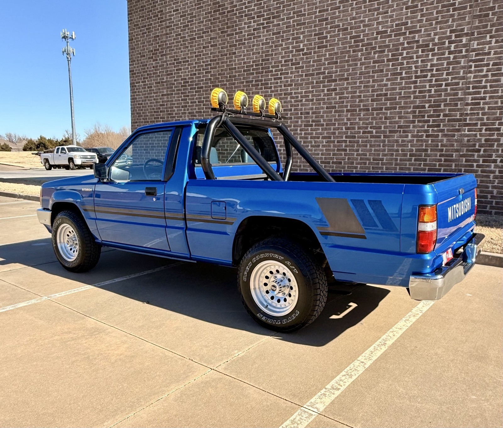 Mitsubishi-Mighty-Max-1991-9