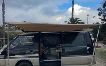 Mitsubishi-delica-diesel-1992-black-9