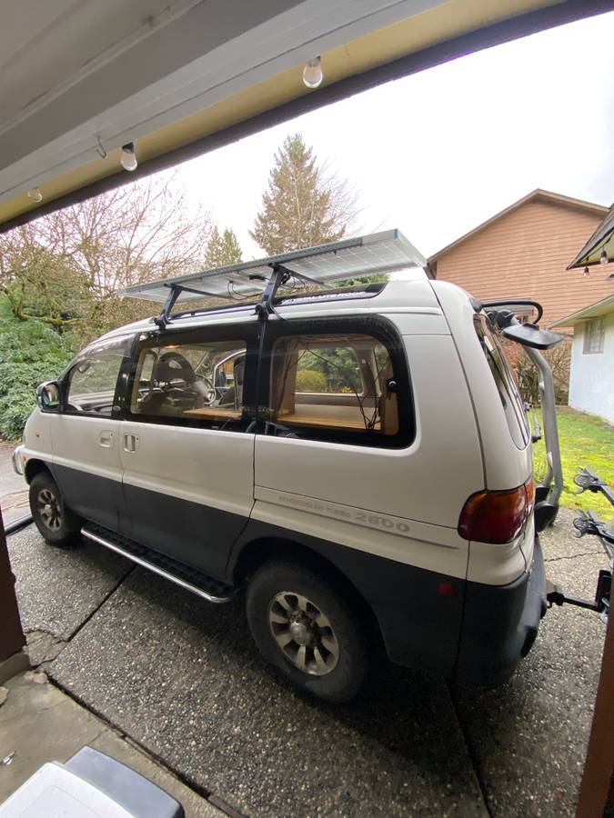 Mitsubishi-delica-diesel-1994-1