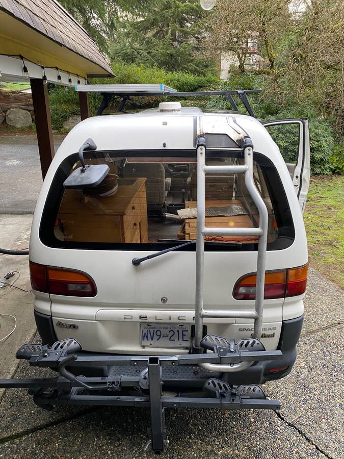 Mitsubishi-delica-diesel-1994-2