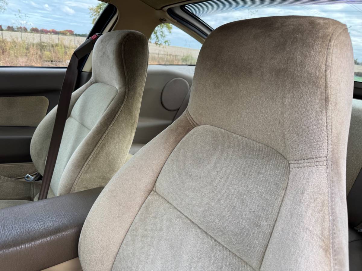 Mitsubishi-eclipse-gs-1990-silver-15