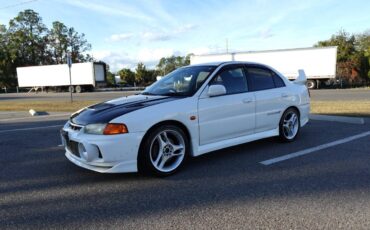 Mitsubishi-lancer-evolution-1996-white-12