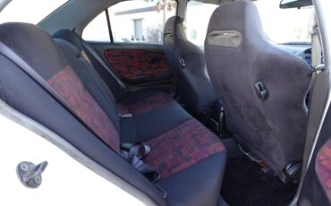 Mitsubishi-lancer-evolution-1996-white-16