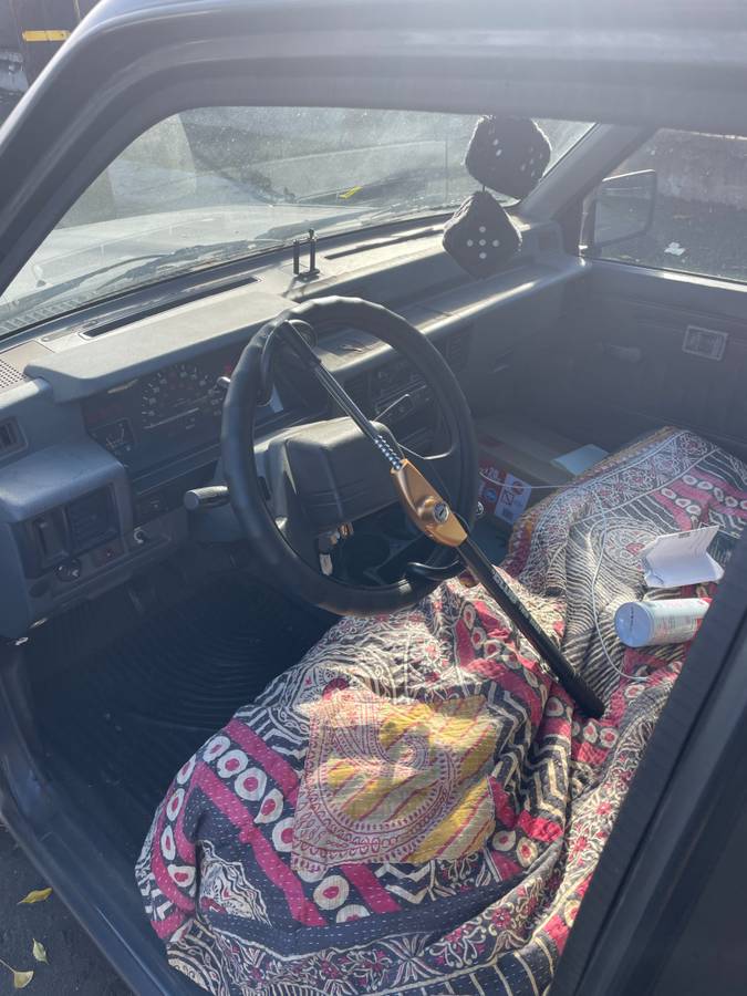 Mitsubishi-mighty-max-1991-2