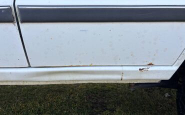 Mitsubishi-montero-rs-1990-white-10