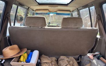 Mitsubishi-montero-rs-1990-white-13