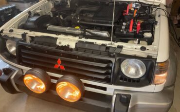 Mitsubishi-pajero-diesel-1992-white-7