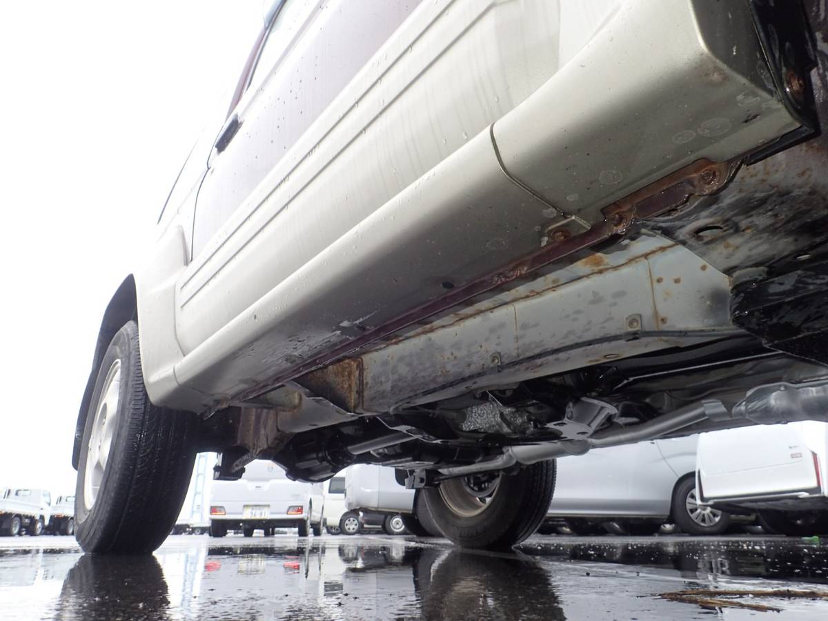 Mitsubishi-pajero-jr-1996-purple-11