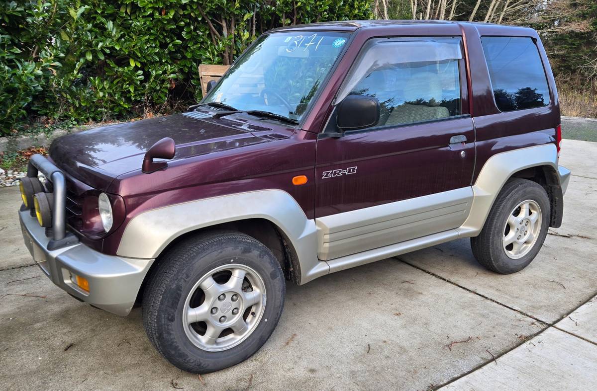 Mitsubishi-pajero-jr-1996-purple