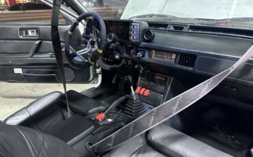 Mitsubishi-starion-1987-silver-15