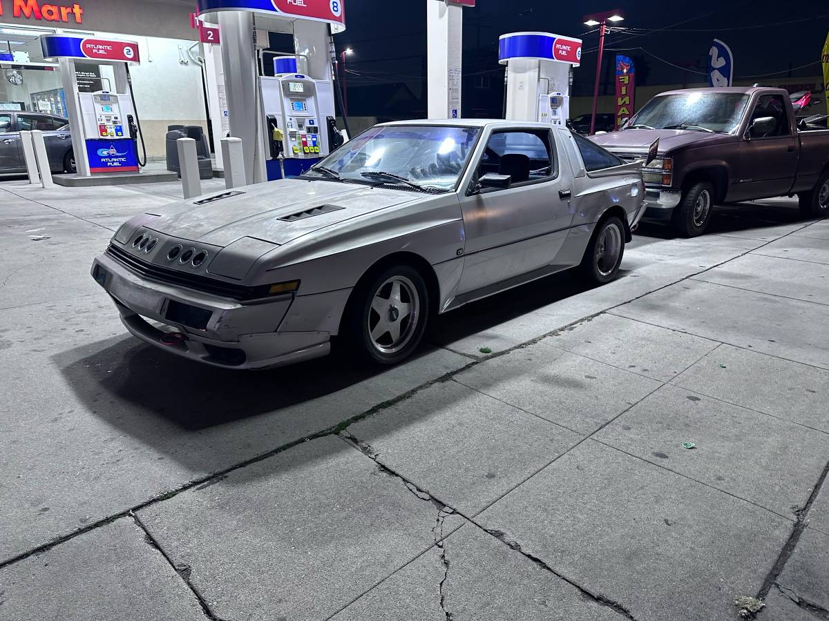 Mitsubishi-starion-1987-silver-9